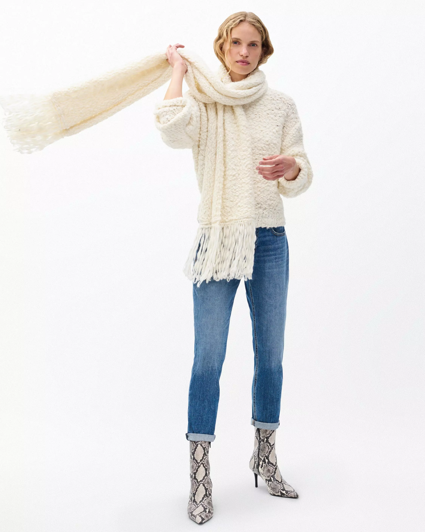 DRE LOW-RISE SLIM BOYFRIEND