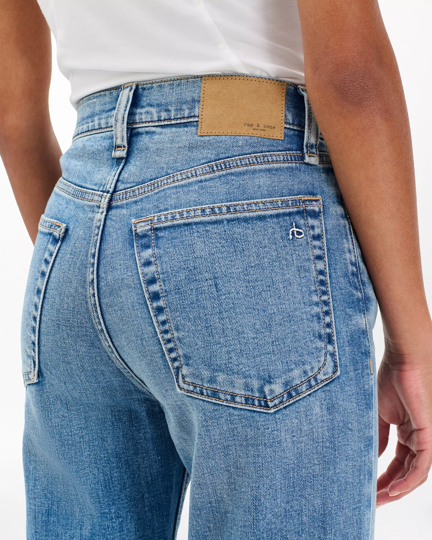 HARLOW MID-RISE ANKLE STRAIGHT