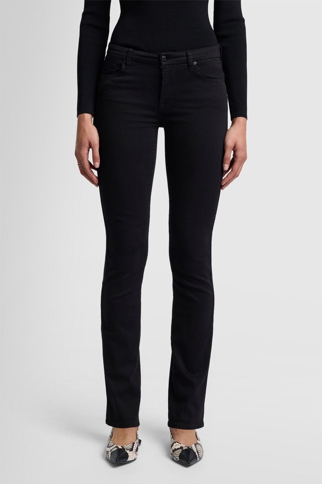 Kimmie Straight Bair Duchess Black