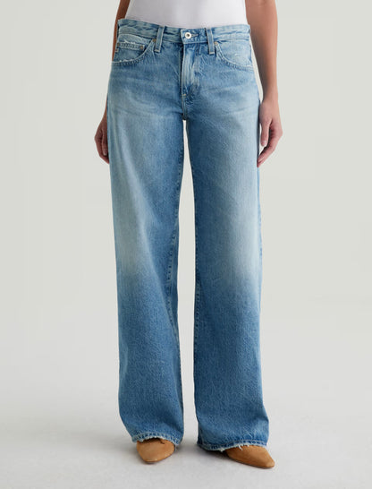 ADRIA 17 YEARS DIVERGENT