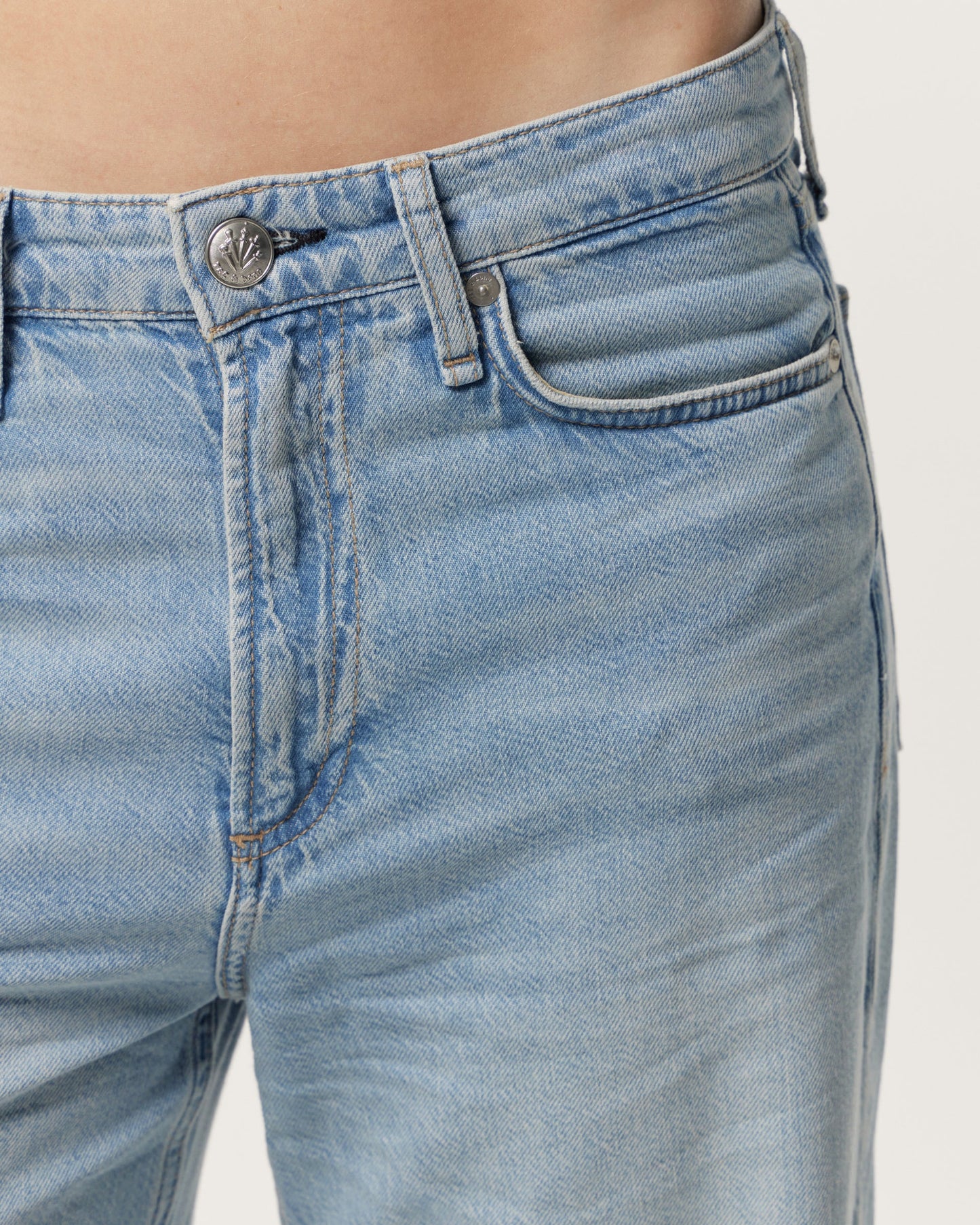 FEATHERWEIGHT LOGAN MID-RISE WIDE LEG